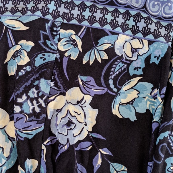 Dress- DM Collection - Picture 5 of 5